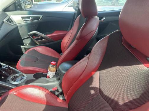 2012 Hyundai Veloster Base