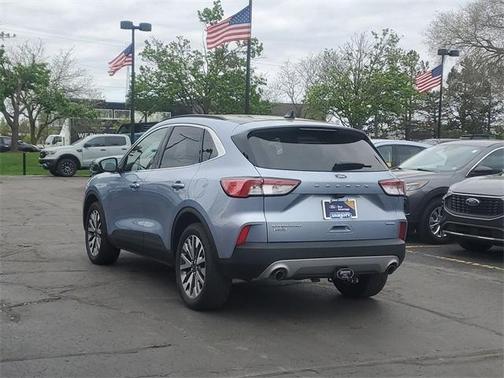 2022 Ford Escape Titanium