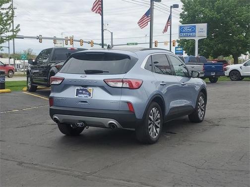 2022 Ford Escape Titanium