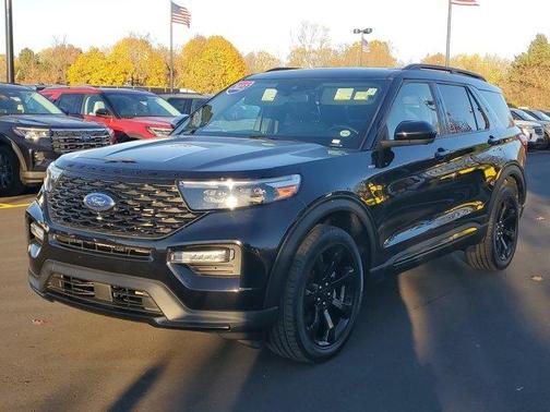 2023 Ford Explorer ST-Line