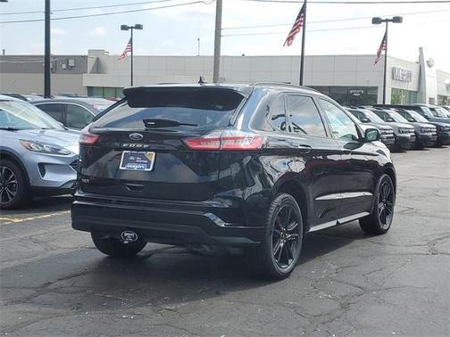 2022 Ford Edge ST Line