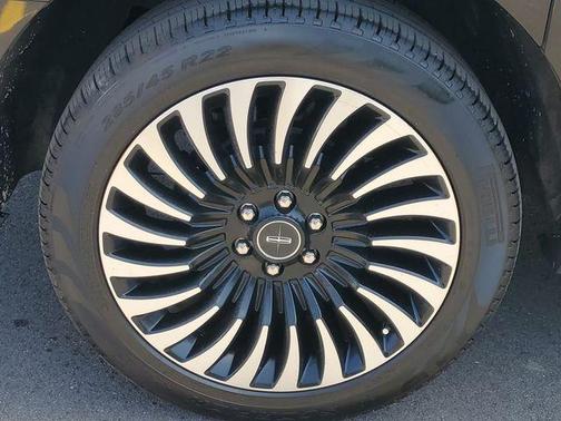 Black 2021 Lincoln Navigator L Black Label