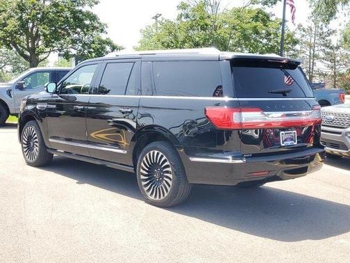 Black 2021 Lincoln Navigator L Black Label