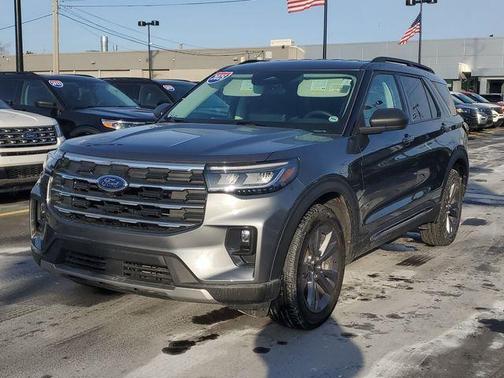 Gray Metallic 2025 Ford Explorer Active
