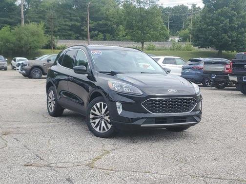 2022 Ford Escape Titanium