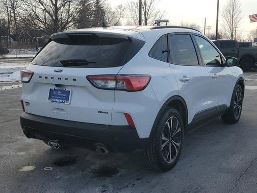 2022 Ford Escape SEL
