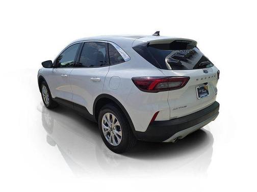 Oxford White 2023 Ford Escape Active
