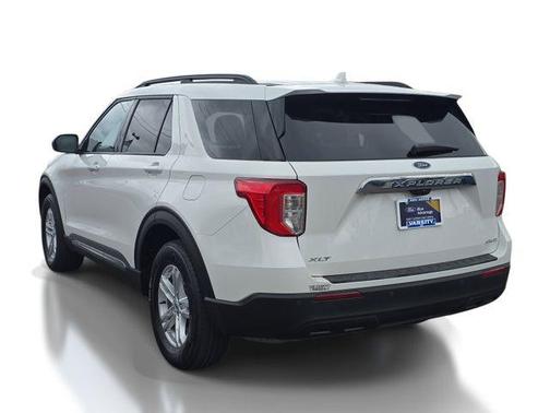 White Metallic 2023 Ford Explorer XLT