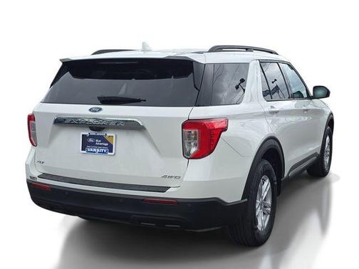 White Metallic 2023 Ford Explorer XLT