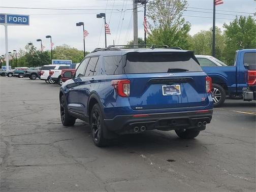 2022 Ford Explorer ST