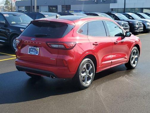 Rapid Red Metallic Tinted Clearcoat 2024 Ford Escape ST-Line