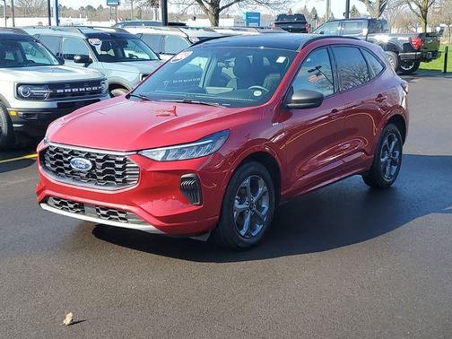 Rapid Red Metallic Tinted Clearcoat 2024 Ford Escape ST-Line