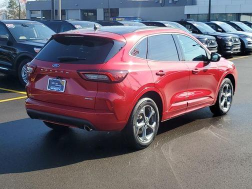 Rapid Red Metallic Tinted Clearcoat 2024 Ford Escape ST-Line