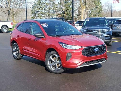Rapid Red Metallic Tinted Clearcoat 2024 Ford Escape ST-Line