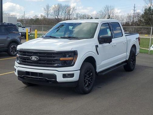 Oxford White 2026 Ford F-150 XLT
