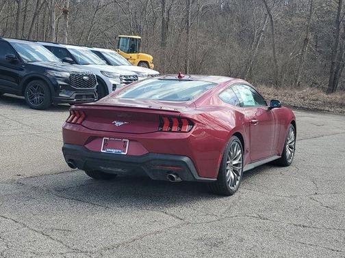 2025 Ford Mustang EcoBoost Premium