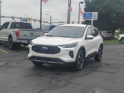 2025 Ford Escape ST-Line Select