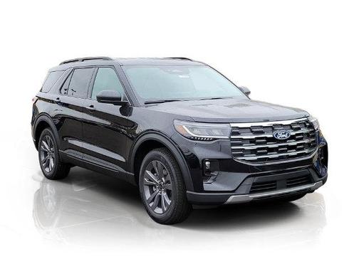 Agate Black Metallic 2027 Ford Explorer