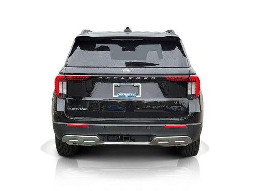 Agate Black Metallic 2027 Ford Explorer