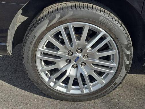 Black Metallic 2024 Ford Expedition Max Platinum