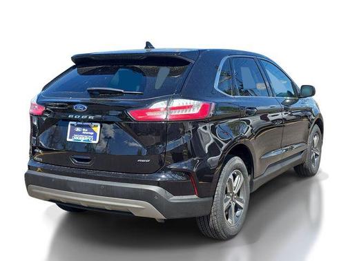 Black Metallic 2023 Ford Edge SEL