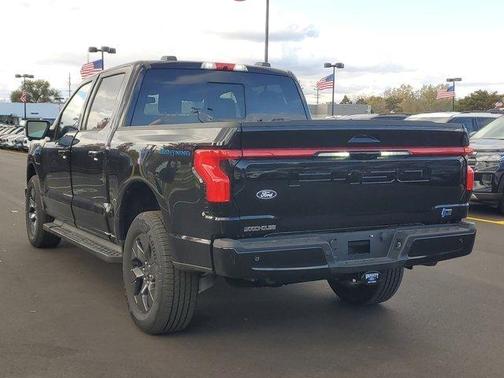 2025 Ford F-150 Lightning LARIAT