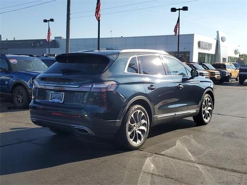 2022 Lincoln Nautilus Reserve
