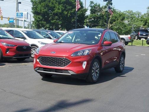 2022 Ford Escape Titanium