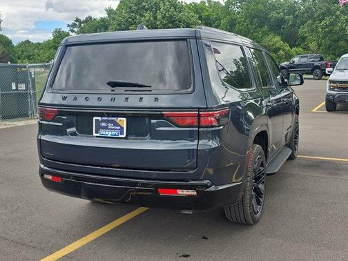 Riverrock Green 2022 Jeep Wagoneer Series II