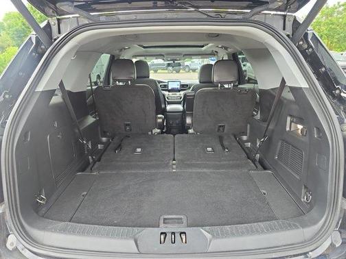 Black Metallic 2023 Ford Explorer XLT