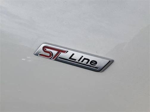 2023 Ford Escape ST-Line Elite