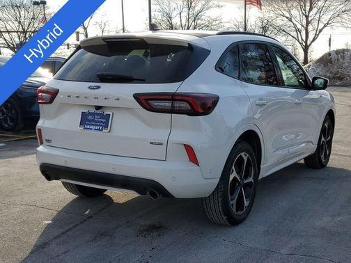 2023 Ford Escape ST-Line Elite