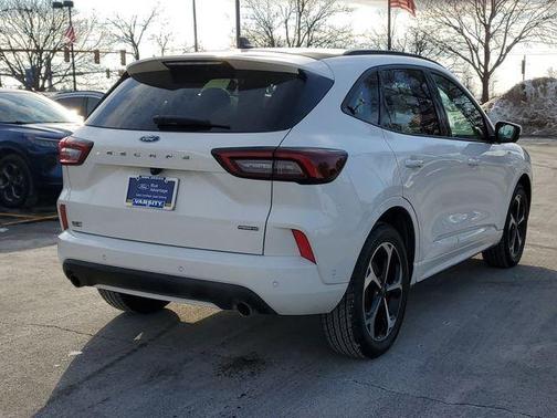 2023 Ford Escape ST-Line Elite