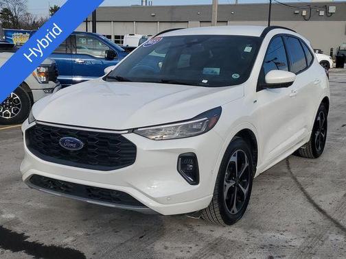 2023 Ford Escape ST-Line Elite