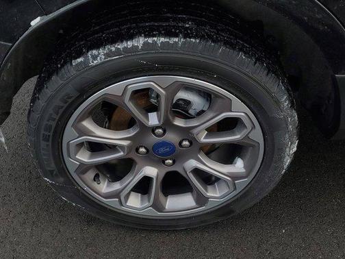 2022 Ford EcoSport Titanium