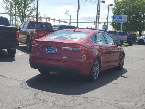 2020 Ford Fusion SEL