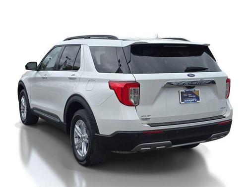White Metallic 2023 Ford Explorer XLT
