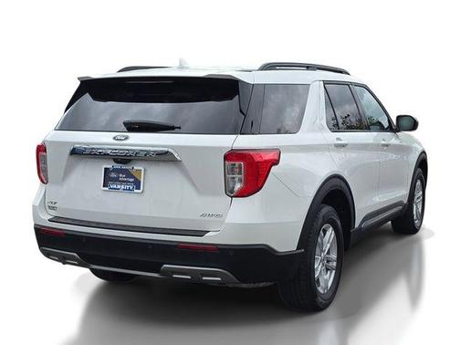 White Metallic 2023 Ford Explorer XLT
