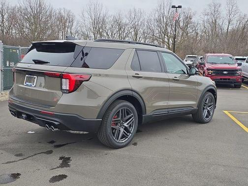 Gray 2026 Ford Explorer ST