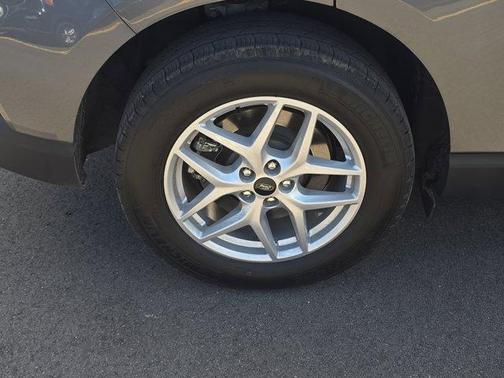Gray Metallic 2024 Ford Edge SEL