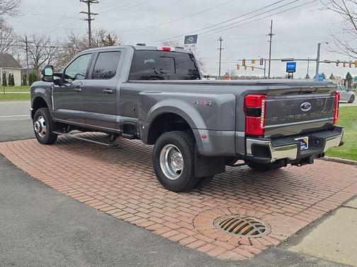 Gray Metallic 2025 Ford F-350 Lariat Super Duty