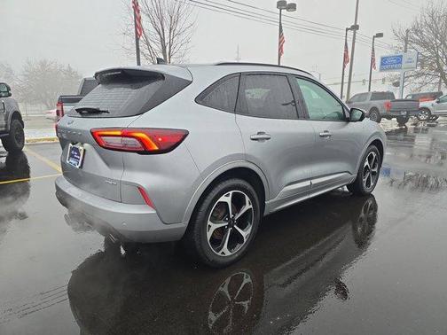 2023 Ford Escape ST-Line Select