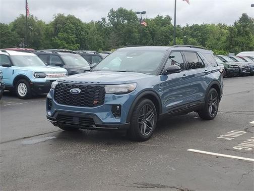 2025 Ford Explorer ST