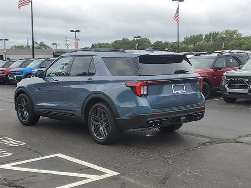 2025 Ford Explorer ST
