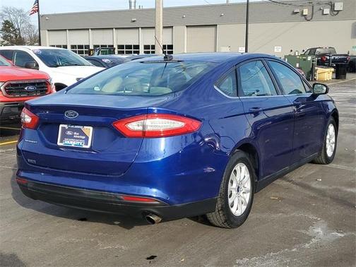 2016 Ford Fusion S
