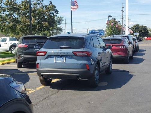 2025 Ford Escape ST-Line