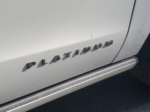 Star White 2023 Ford Expedition Max Platinum