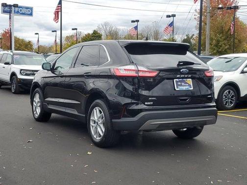 2022 Ford Edge SEL
