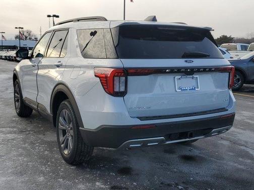 2026 Ford Explorer 