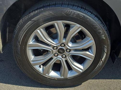 Carbonized Gray Metallic 2023 Ford Edge Titanium